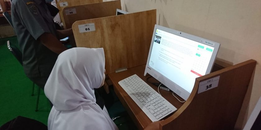 6 Siswa MAN 2 Banyumas Melaksanakan Kegiatan Simulasi KSMO 2020