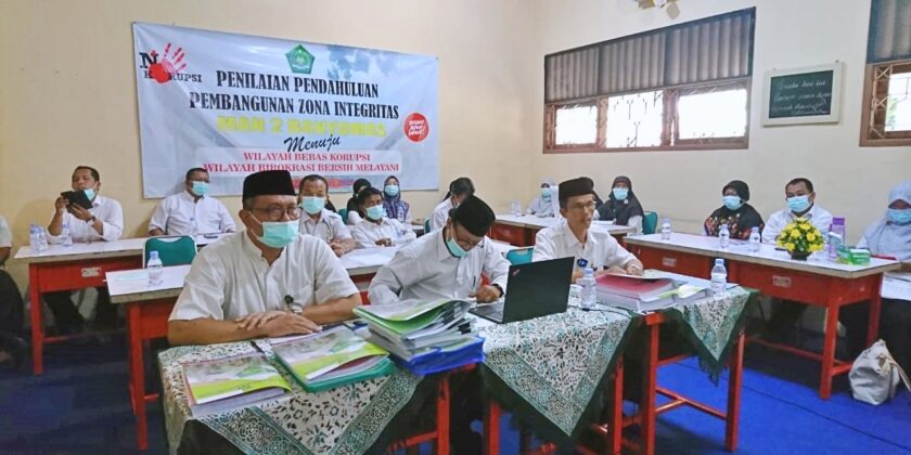 Penilaian Pendahuluan Zona Integritas MAN 2 Banyumas Menuju WBK dan WBBM oleh Tim Dirjen Pendis Kemenag RI