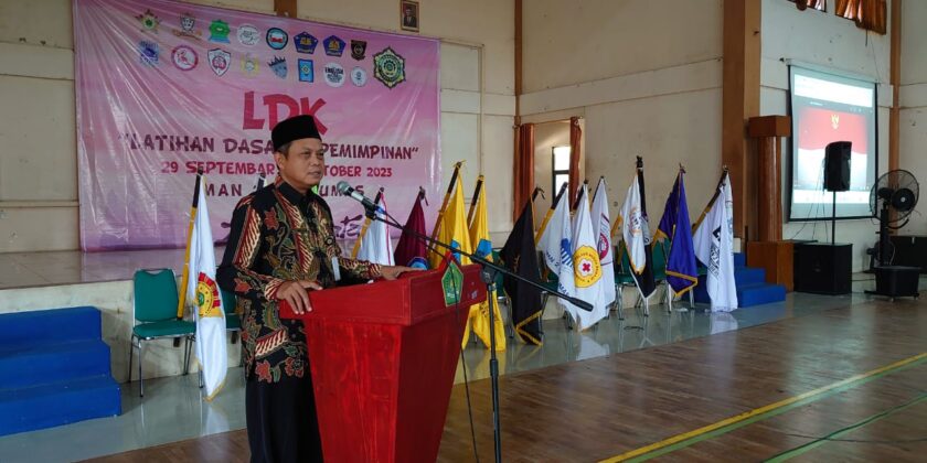 LDKS MAN 2 Banyumas Dibuka Kepala Madrasah