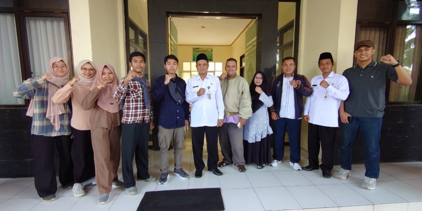 Kepala MAN 2 Banyumas Lepas Lima Siswa-Siswi Ikuti Ajang Riset Internasional 3rd IIIEX 2024