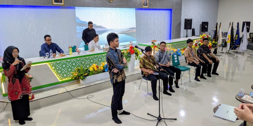 Kabag Protokol Setda Banyumas Bekali MPK, OSIM dan Sekbid  MAN 2 Banyumas tentang Tugas dan Praktik Keprotokolan